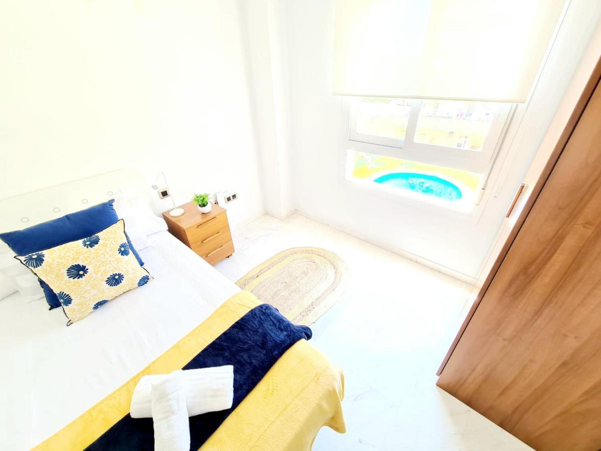Apartamento 3 Dormitorios Malaga Málaga Exterior foto
